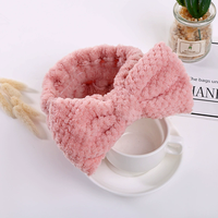 Bandeau doux en crochet avec nœud, bandeau de spa en peluche tricoté à la main pour soins du visage, maquillage, lavage du visage, personnalisable