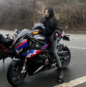 Motocicleta Deportiva <span class=keywords><strong>BMW</strong></span> S1000RR de Segunda Mano, Motor de 600-1000 CC, Modos Lluvia/Carretera/Dinámico/Carrera, ABS en Curvas, Velocidad Máxima >80 km/h - Product Image 4