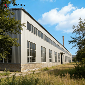 Atelier préfabriqué en acier Q355B au design moderne pour usine, certifié ISO9001, durée de vie de 50 ans, résistance au vent de 200 km/h - Product Image 1