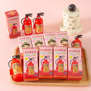 Pistola de agua extintora de incendios de juguete para niños, de plástico, para jugar al aire libre en verano, set de regalo. - Product Image 1