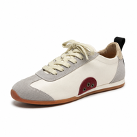 Baskets rétro en cuir suédé pour femmes, chaussures décontractées vintage à lacets contrastés et semelle plate