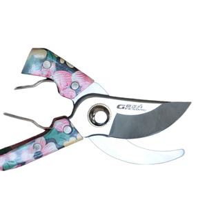 Sécateur industriel <span class=keywords><strong>rose</strong></span> imprimé incurvé sécateur de jardin multifonctionnel antidérapant pour la taille des fleurs de pépinière produit en PVC - Product Image 1