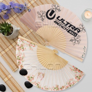 Abanicos plegables de madera personalizados para boda, venta al por mayor para mujer - Product Image 4