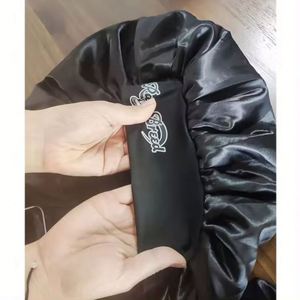 Gorro de Dormir de Seda de Alta Calidad de 36 cm con Logotipo de Diseñador, Doble Capa, Elástico e Irreversible, Gorro de Satén Personalizado para el Cabello - Product Image 2