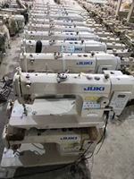 Machine à coudre plate à aiguille simple JUKi DDL-8700-7 d'occasion, ultra-rapide, 4500 points par minute et capacité de couture jusqu'à 7 mm