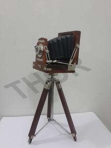 ขาตั้งกล้องไม้โบราณสไตล์วินเทจ ของตกแต่งบ้าน คุณภาพพรีเมียม THORINSTRUMENTS ศิลปะอาร์ตเดโค สีทอง/น้ำตาล - Product Image 3