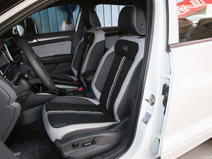 SUV Compact d'<span class=keywords><strong>Occasion</strong></span> Volkswagen <span class=keywords><strong>T</strong></span>-<span class=keywords><strong>ROC</strong></span> 2024 280TSI DSG 2WD Moteur 1.5T Euro VI Édition StarLight 5 Places Essence - Product Image 5