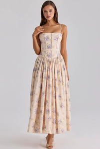 <strong>King</strong> Mcgreen Star Elegant and Gentle Style, Slim-fit Floral Halter-neck Fairy-like Dress for <strong>Women</strong> - Product Image 4