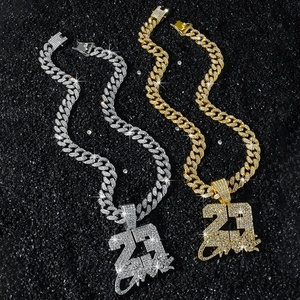 Collana con Ciondolo Leggenda del Basket '<span class=keywords><strong>23</strong></span>' Placcato Oro, Catena Cubana in Lega, Gioielli Hip Hop Streetwear per Uomo - Product Image 3
