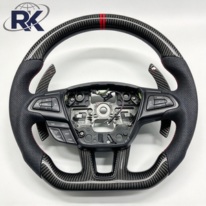 Volant sport de luxe à 3 branches en cuir et fibre de carbone personnalisé à bas <span class=keywords><strong>prix</strong></span> avec palettes de changement de vitesse pour <span class=keywords><strong>Focus</strong></span> MK3 ST <span class=keywords><strong>RS</strong></span> 2012-2018 - Product Image 1