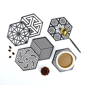 Ensemble de sous-verres en céramique hexagonaux pour table de cuisine, impression tactile en relief personnalisée de <span class=keywords><strong>mandala</strong></span>, pour le thé, le café et les boissons - Product Image 1