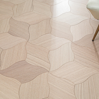 Parquet en chêne de qualité supérieure, motif petites feuilles, lisse, coupé au couteau, stratifié