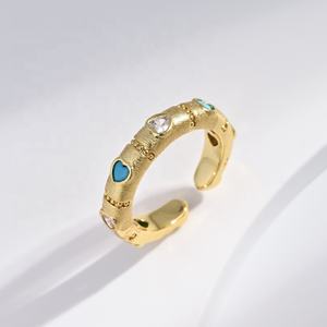 แหวนเงินแท้ 925 ชุบทอง ประดับเพชรซิคอน สำหรับงานหมั้น ราคาโรงงาน ขายส่ง แหวนวินเทจแบบซ้อนได้ ประดับพลอย - Product Image 1