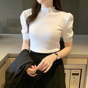 새로운 여성용 단색 짧은 니트 티셔츠 캐주얼 슬림 탑 퍼프 소매와 스탠드 칼라 타이트핏 스웨터 - Product Image 1