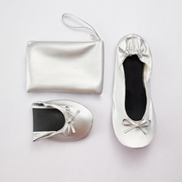 BW102 Ballerines pliables en PU à enfiler, chaussures de danse plates d'intérieur, chaussures de mariée avec sac de rangement pour femmes