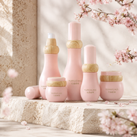 Bouteille en verre givré en forme de gourde OEM ODM à étiquette privée 30g 50g 40ml 100ml 120ml pour une solution complète d'emballage cosmétique