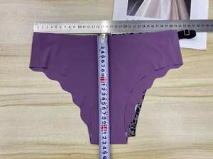 Tanga de <span class=keywords><strong>Bikini</strong></span> para mujer de alta calidad con inventario de bajo precio, ropa interior cómoda para chicas sin rastro Sexy europea y americana - Product Image 3