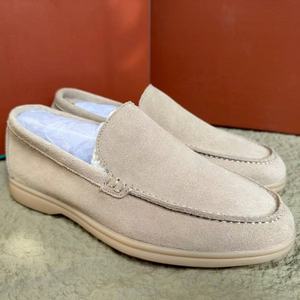 Sepatu Pria Kasual Klasik Model Datar Merk Custom, Ringan dan Nyaman, Bahan Suede Kulit dengan 100% Wol Australia - Product Image 2