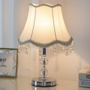 Lampe de table rétro de style européen pour chambre à coucher, lumière de nuit romantique moderne, luminosité réglable pour les chambres de mariage, l'allaitement - Product Image 4