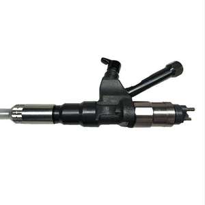 หัวฉีดคอมมอนเรลดีเซล Hino P11C รุ่น 095000-0610 สำหรับรถยนต์เกียร์ธรรมดา - Product Image 1