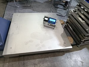 Oiml Sơn Thép Không Thấm Nước LCD Điện Tử Quy Mô Sàn 1000Kg 3T 5T 10T OEM - Product Image 4