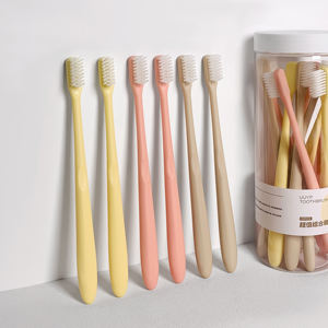 UUYP <span class=keywords><strong>Brosse</strong></span> à dents stérilisable réutilisable à poils <span class=keywords><strong>extra</strong></span> doux en plastique, pour adultes et familles, lot de 12, prix abordable - Product Image 2