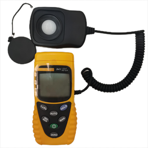 941 Luxmètre portable pour la mesure précise de l'éclairement en lumen ou en foot-candle, destiné aux instruments de mesure et d'analyse - Product Image 2