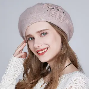 Hotsale Angola yün örme bere şapka kadınlar için özel sıcak kış fransız tarzı bere şapka toptan