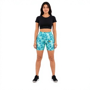 Shorts de sport personnalisés pour femmes, imprimés sur toute la surface, respirants, pour la gym, la course à pied, la remise en forme et l'entraînement - Product Image 1