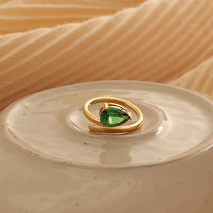 Bague en zircon brillant de 10 mm, plaquée or PVD, en acier inoxydable, étanche, fine, simple, ligne magique, bijoux en zircon - Product Image 6