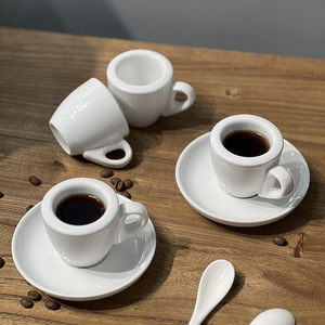 Set di <span class=keywords><strong>Tazze</strong></span> e Piattini in Ceramica per Caffè Espresso, Colore Bianco, 50ml, Vendita all'Ingrosso - Product Image 1