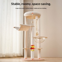 Arbre à chat intégré avec plateforme d'escalade et nid, en tissu, design simple et luxueux, pour usage domestique, capsule spatiale pour chat