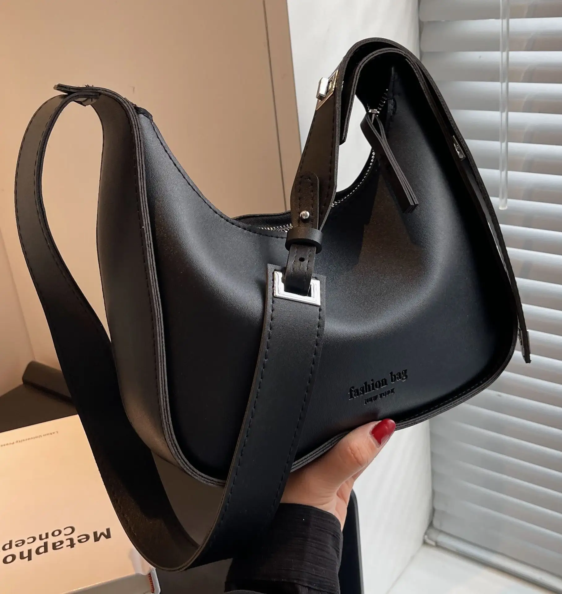 2022 Hot Sale Fashion New Simple Luxury Design Private Label Lady Single Shoulder Hand Bags PU Leather Woman Handbags for Sale