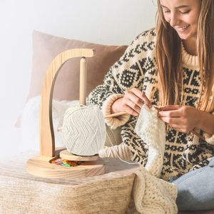 Support de fil magnétique en <span class=keywords><strong>bois</strong></span>, <span class=keywords><strong>potence</strong></span> de fil verticale, rotation douce, surface de vernis durable, support de fil parfait pour le tricot - Product Image 3