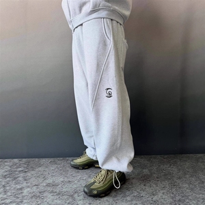 Conjunto Deportivo Holgado para Hombre, 500 GSM, 100% Algodón, Corte Recto, Pantalón Corto con Cremallera, Ropa Deportiva al por Mayor - Product Image 3