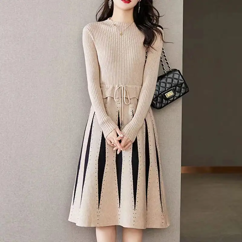 Huachao slim fit Lady knit dress Romantic over knee long sleeves character knit women sweater dress