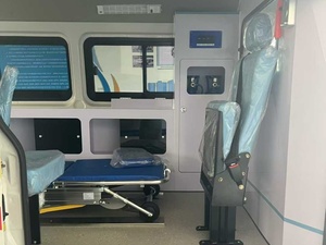 Ambulance de transport et de surveillance Foton G9, ambulance à essence, prix spécial en stock - Product Image 5