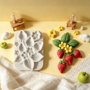 3D Connected <strong>Strawberry</strong> Leaf Flower Silicone Mold Fondant <strong>Cake</strong> <strong>Decorating</strong> for Chocolate Candy Baking Tools - Product Image 1