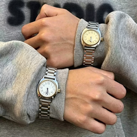 Montre à quartz unisexe vintage carrée, bracelet en acier, montre-bracelet analogique lumineuse, montre-bracelet pour homme, montre pour femme gaucher