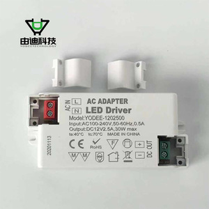 Controlador LED YODEE 12V 2.5A 30W Adaptador de Corriente Alterna de Voltaje Constante para Iluminación LED - Product Image 1