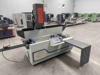 Nouvelle Offre 2025 : Machine de perçage et fraisage CNC automatique 600/800/1200 mm pour profilés aluminium/machines de fabrication de portes et fenêtres