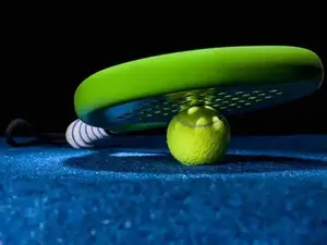 Alta calidad nuevo diseño buena calidad 45% lana caucho Natural jugador tenis Padel personalizar Logo al por mayor - Product Image 4