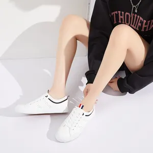 Yeni gelenler nefes Unisex Pu üst beyaz spor ayakkabılar kadınlar özel Sneaker ayakkabı kadınlar için