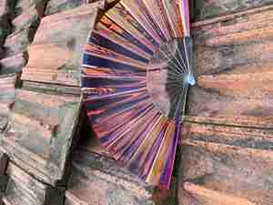 Éventail pliant personnalisé en PVC de 23 cm pour festivals, idéal pour la fête et l'ombrage, vente en gros - Product Image 2