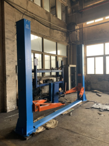 Équipement de levage de véhicules automobiles standard CE, pont élévateur à <span class=keywords><strong>deux</strong></span> colonnes <span class=keywords><strong>pour</strong></span> <span class=keywords><strong>garage</strong></span> - Product Image 6