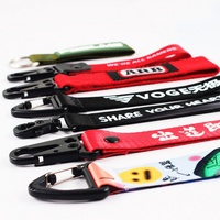Porte-clés personnalisé avec logo de voiture ou de moto, broderie tissée, sangle courte, boucle en nylon de qualité supérieure, cordon de poignet en polyester