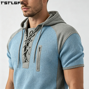 T-shirt fonctionnel streetwear à manches courtes, col en V, à lacets, avec empiècements et texture gaufrée personnalisée, vente en gros - Product Image 4