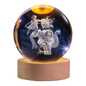 Veilleuse boule de cristal 3D à brancher avec contrôle tactile, décoration moderne pour la maison, vente en gros - Product Image 1