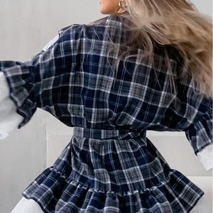 Tùy Chỉnh Vá Làm Việc Áo Thiết Kế Cổ Áo Đồng Bằng Saree Nặng Womens Màu Sắc Chính Thức Cuộc Đụng Độ Không Thường Xuyên Ruffle Sọc Sọc Dài Tay Áo Ăn Mặc - Product Image 4
