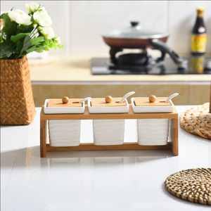 Ensemble de 3 pots à épices carrés en céramique blanche de style américain avec couvercle pour hôtels et restaurants, vente en gros directe d'usine - Product Image 2
